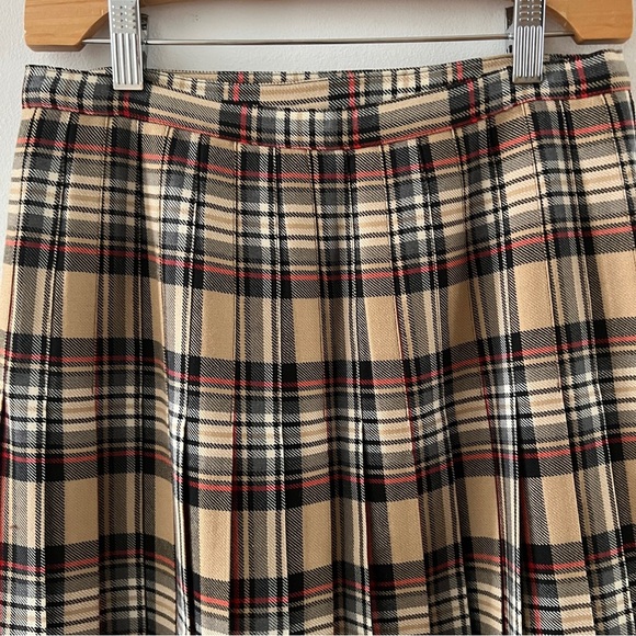 Vintage Tan Tartan Wool Plaid Kilt Midi Skirt with Button Detail Vintage - Picture 5 of 8